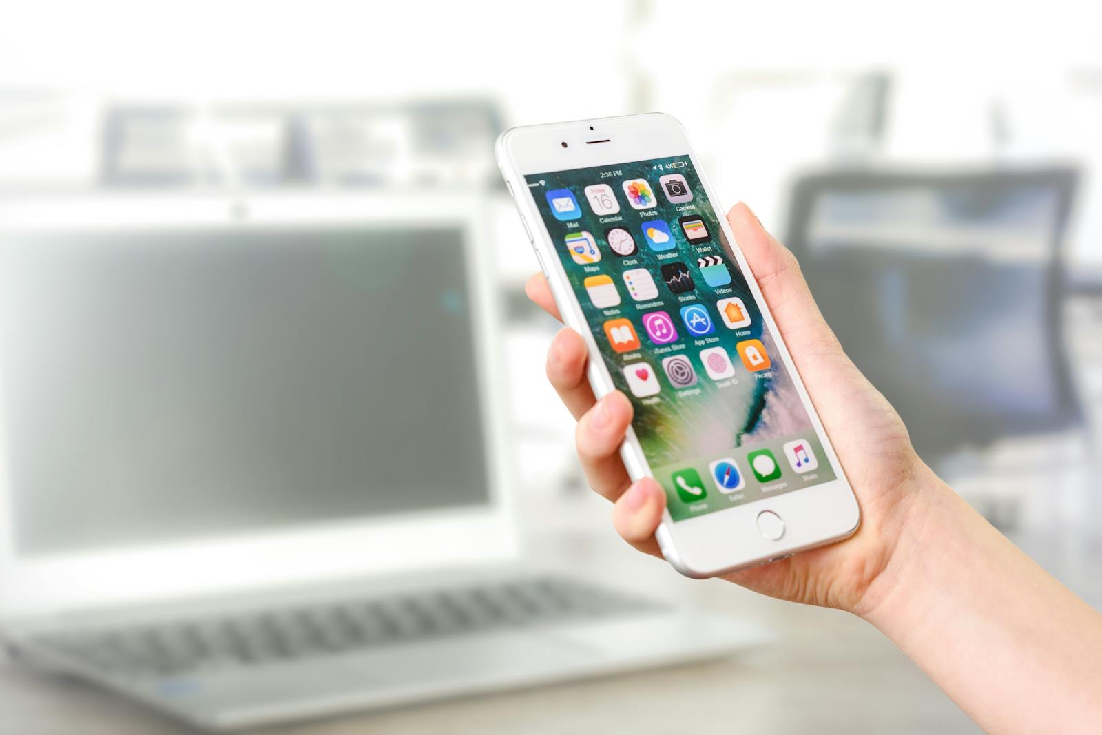 Yurt Dışında Telefon Hattı